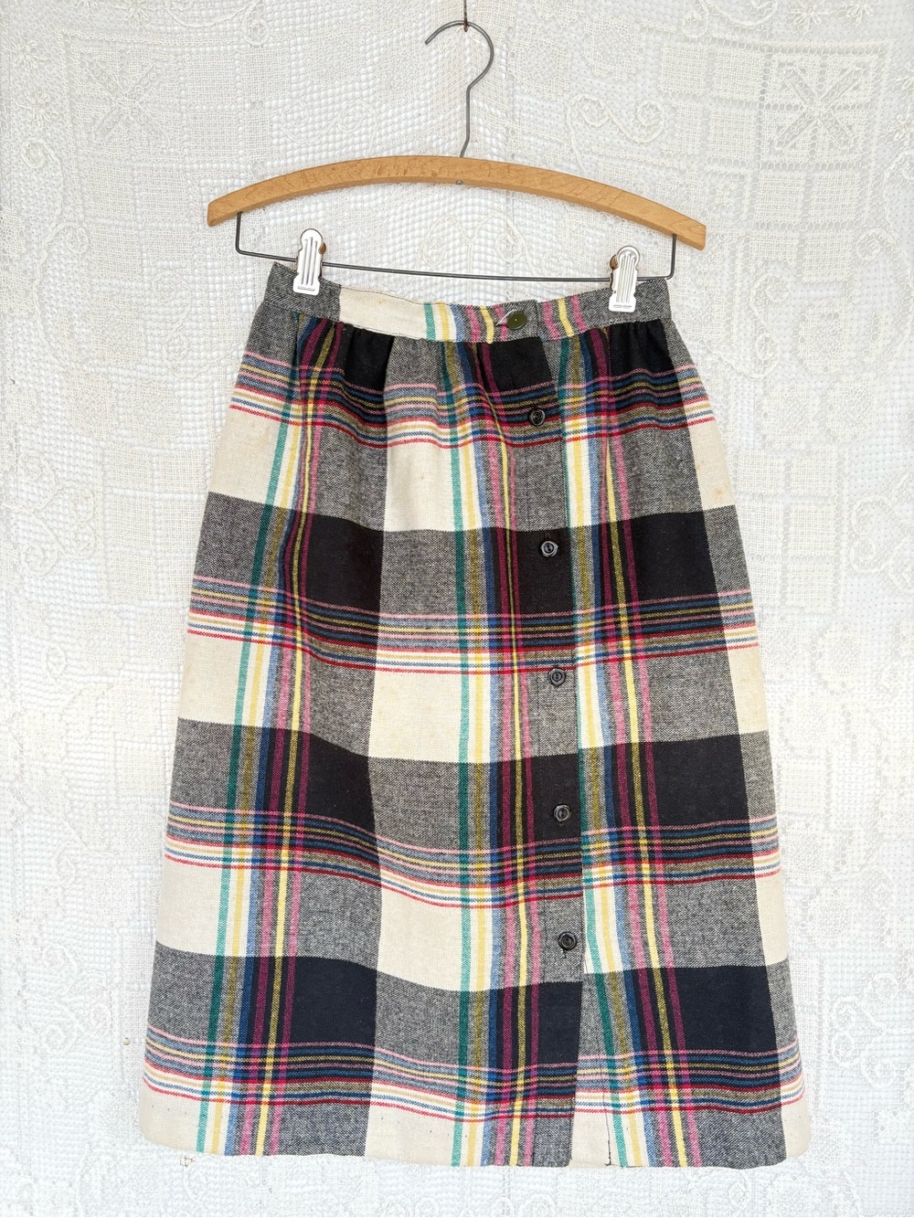Vintage Union Made USA plaid Skirt Needs Dry Cleaned top button loose